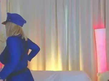 Freechat _b00bss_ on Chaturbate