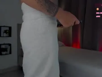 _e_m_m_a_1 on Chaturbate