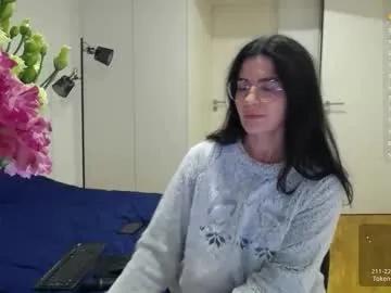 Freechat adelina_shine on Chaturbate