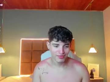 Freechat alejootwink on Chaturbate