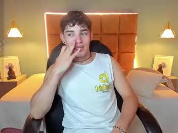 Freechat alejootwink on Chaturbate