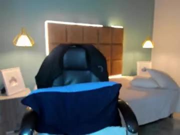 Freechat alejootwink on Chaturbate