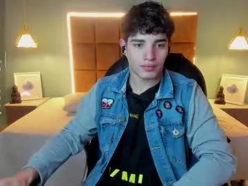 Freechat alejootwink on Chaturbate