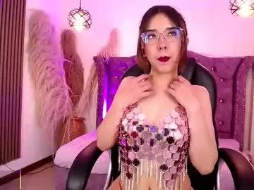 Freechat amara_davis1 on Chaturbate