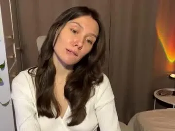 Offline ameliahenderson on Chaturbate