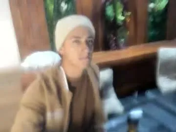 Freechat andyjoy_ on Chaturbate