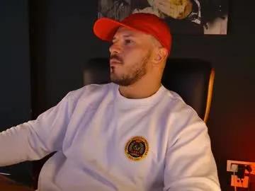 Freechat angeloeric on Chaturbate