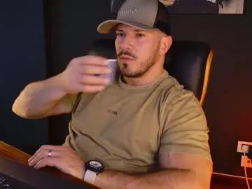 Freechat angeloeric on Chaturbate