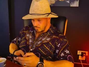 Freechat angeloeric on Chaturbate