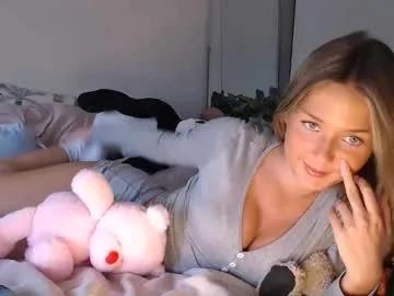 Freechat babylolabell on Chaturbate