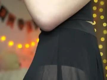 beckymadsons —  Let's reach 70000+ TODAY! I'm a #teen #18, #new #shy here, but already the best #bigass on CB  - Goal: Air kiss  [15 tokens left]