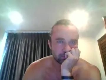 bigdadydy — HONEYSHOWCUMSHOW [3489 tokens remaining]