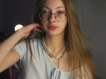 Freechat blissence on Chaturbate