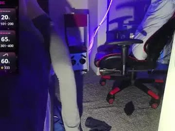 Freechat blondiebubblebooty on Chaturbate