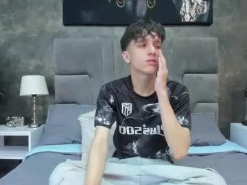 Freechat bruce_hans on Chaturbate