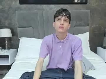 Freechat bruce_hans on Chaturbate