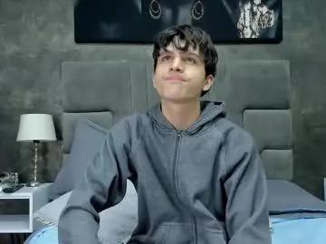 Freechat bruce_hans on Chaturbate