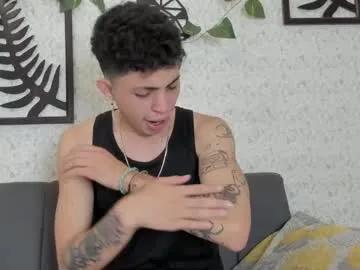 Freechat cameron_lux4 on Chaturbate