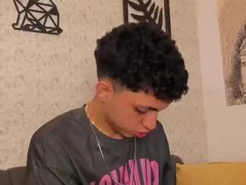 Freechat cameron_lux4 on Chaturbate