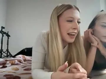 carleetanner — hand bra #blonde #booty #boobies #young #18 [1097 tokens remaining]