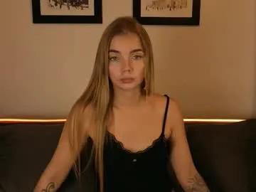 Chaturbate carriebradshawww is Freechat carriebradshawww — #bigpussylips #smoke #hairypussy #cute #anal