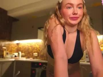 Freechat charming_daisy on Chaturbate