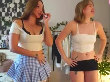 Freechat charming_daisy on Chaturbate
