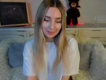 Freechat chloe_lov_ on Chaturbate