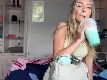 Freechat chloeros3e on Chaturbate