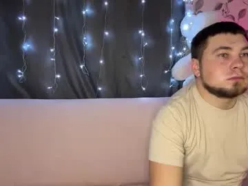 Freechat coupleinspire on Chaturbate