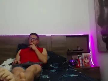 damian_ferrer01 — get naked  #beard #bigcock  #lovense #hairy #uncut [111 tokens remaining]