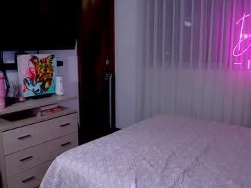 dani_moore — Hii Hiii #TeamMoore @goal bye Panty and somenthing hot Look my TIP MENU ON BIO  Help me to help animals x 444tk  Enjoy the Show  #latina #petite #natural #smalltits #cute [1444 tokens remainin