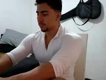 dantevicius — #bigass #bigcock #young #bodybuilding #muscles #toyshow #oil show  Meta: dejar que la imaginacin haga el resto  [999 tokens remaining]