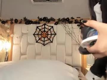 Freechat daphne_and_roger on Chaturbate