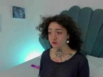 Freechat daphneblunt on Chaturbate