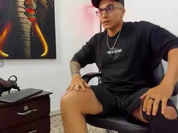 Freechat dash_bukoski on Chaturbate