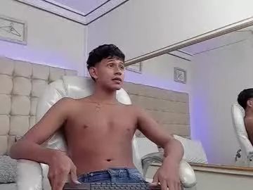 Group dawn_16 on Chaturbate