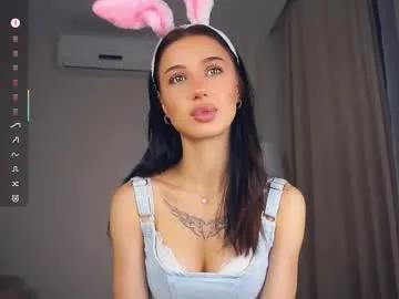 delanakimbral — Flash my ass [72 tokens remaining] Hello guys! Im Tessa! Im #new here and ofc Im #shy ^^ Im also #18 #skinny and #daddy