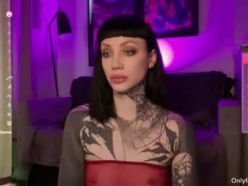 Freechat dgtlgrl on Chaturbate