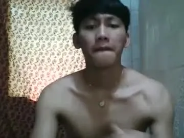 Offline drain_me29 on Chaturbate