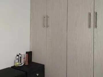 Freechat ebony_angelina on Chaturbate