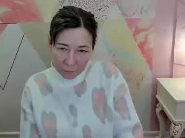 ellajohnsonx on Chaturbate 