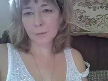 ellajohnsonx on Chaturbate 