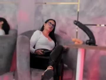 Freechat ellaochoa on Chaturbate