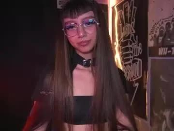 Freechat elle_uwu on Chaturbate