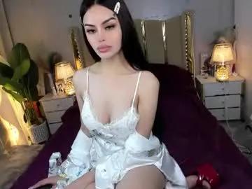 Freechat elyshunter on Chaturbate