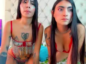 Freechat emilieandblake on Chaturbate