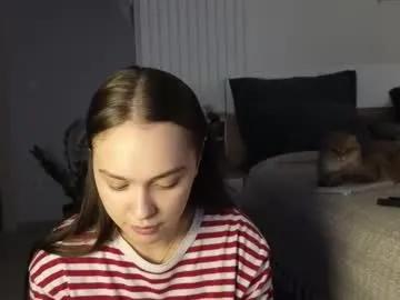 Freechat evi_woow on Chaturbate