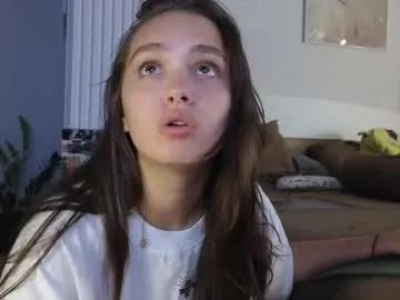 Freechat evi_woow on Chaturbate