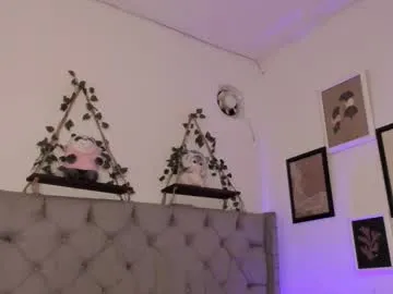 evieh1_ on Chaturbate